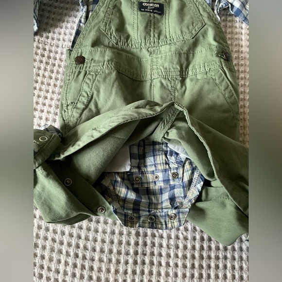 NWOT 2 piece set Oshkosh Overalls + Button Down bodysuit shirt, 18 mo, MSRP $70 - Picture 10 of 15